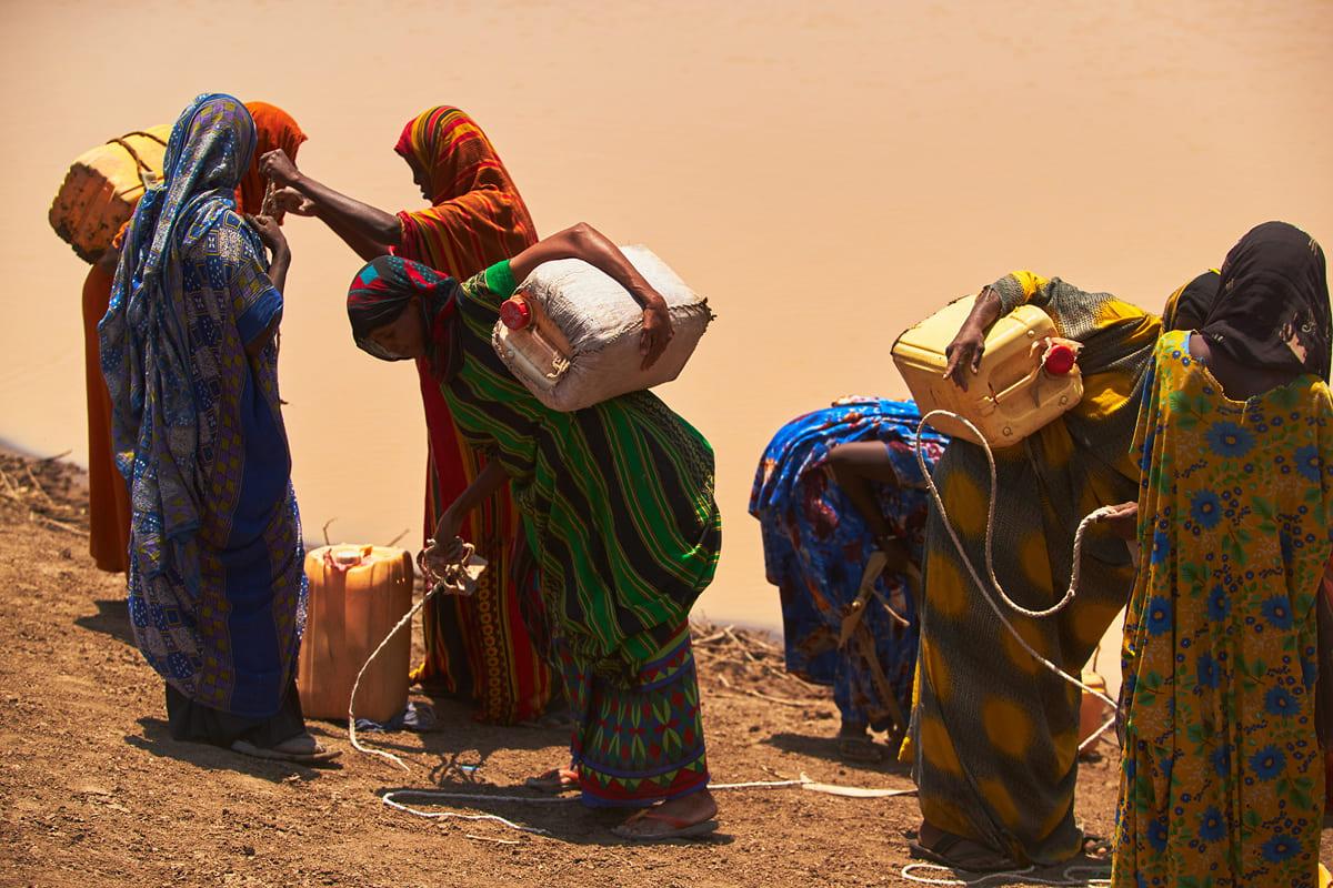 염원이 깃든 물길