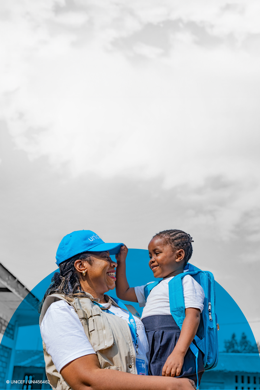 UNICEF CREW 엔딩 배경
